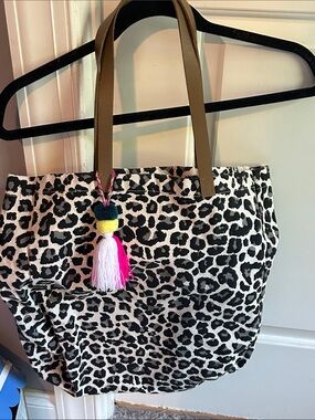 Leopard Print Canvas Tote Bag with Pink Tassel